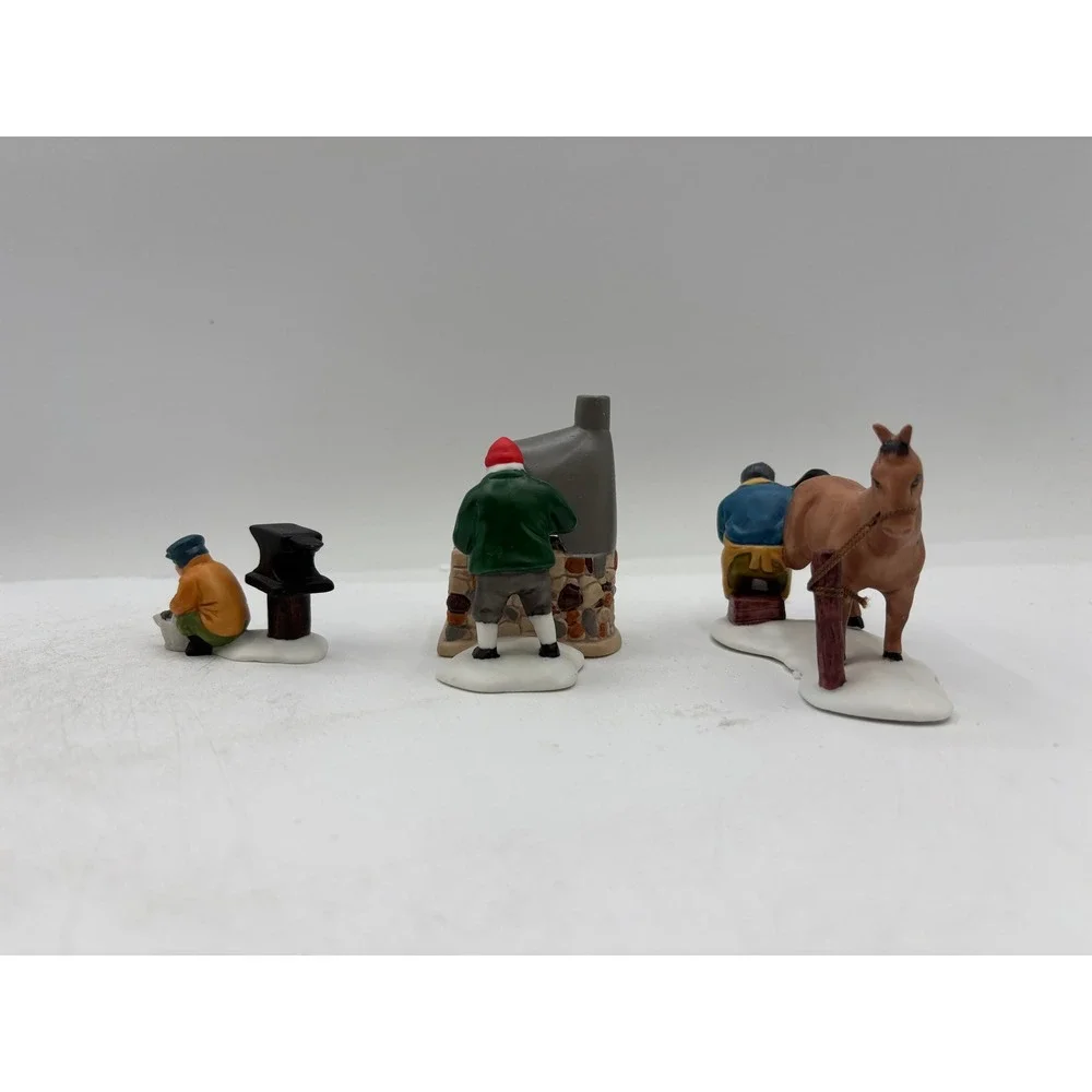 Department 56 1987 Vintage Heritage Village Collection Blacksmith 5934-0 Retired